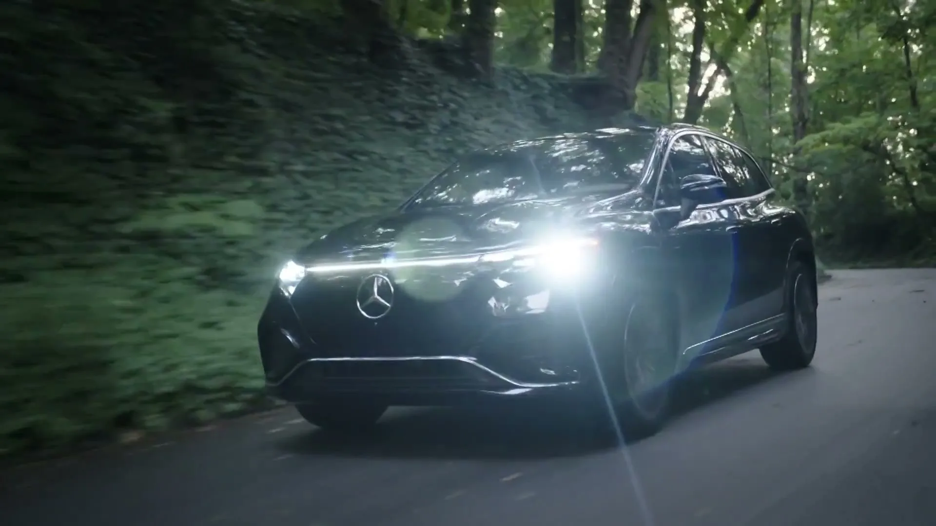 Mercedes Benz “Personalize” (2023), frame 6