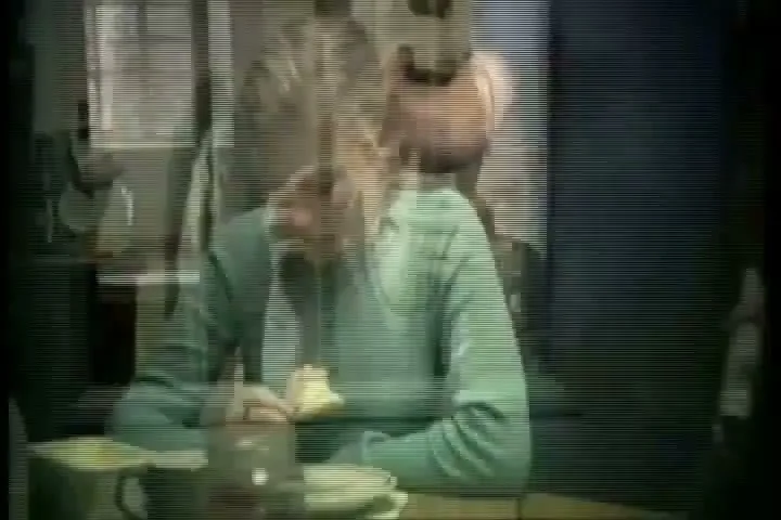 BARNARDO’S “Break The Cycle” (2009), frame 5