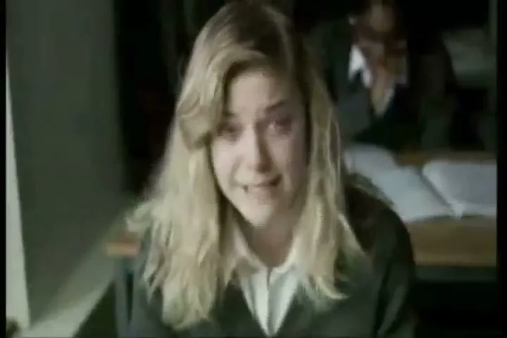 BARNARDO’S “Break The Cycle” (2009), frame 6