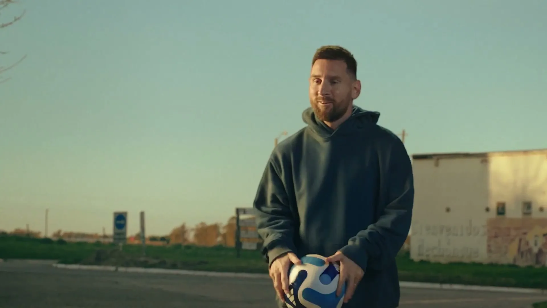 YPF "Línea de cal" (2023) commercial still
