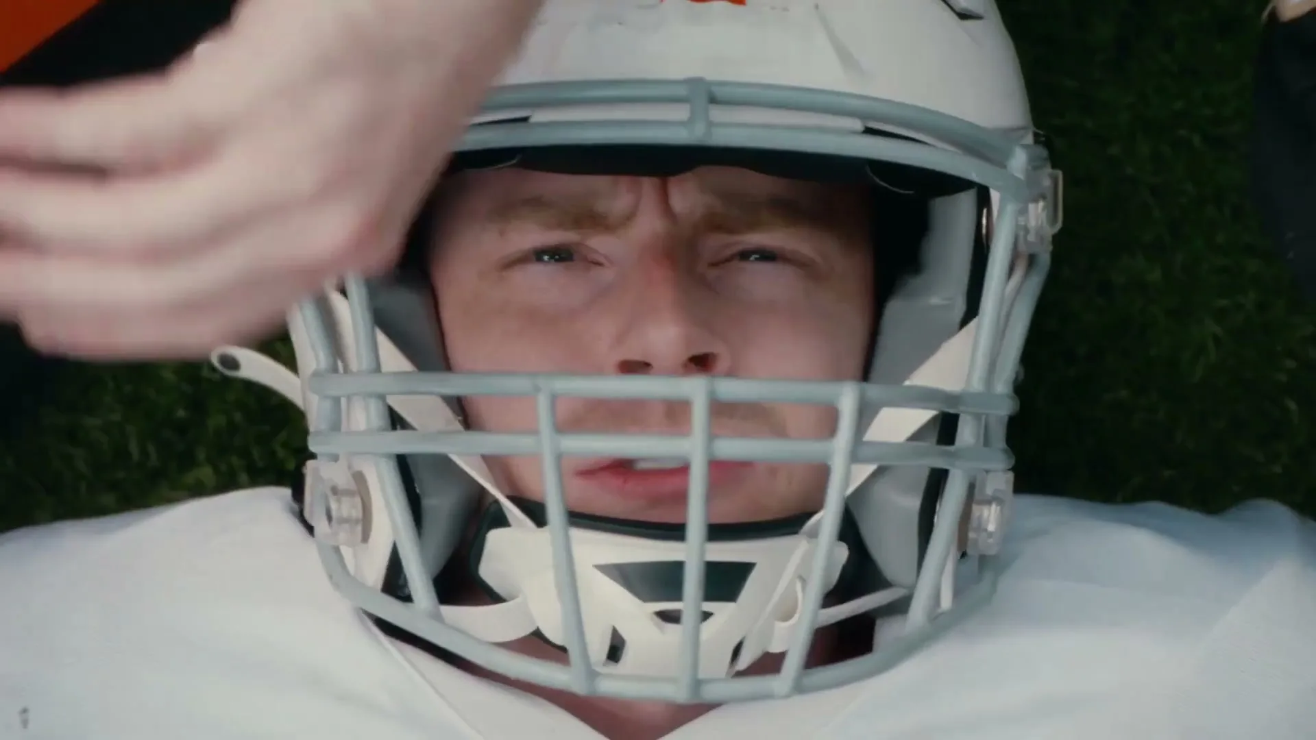 Sport Clips “Dogpile” (2025), frame 5