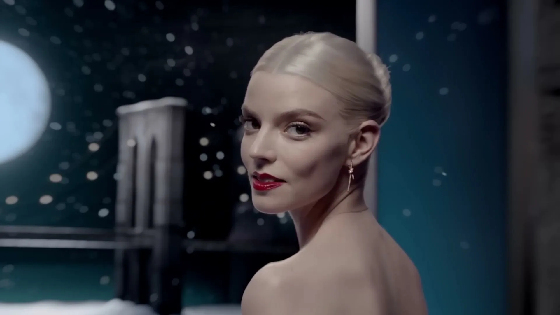 Tiffany & Co. “The 2024 Holiday Campaign” (2024)
