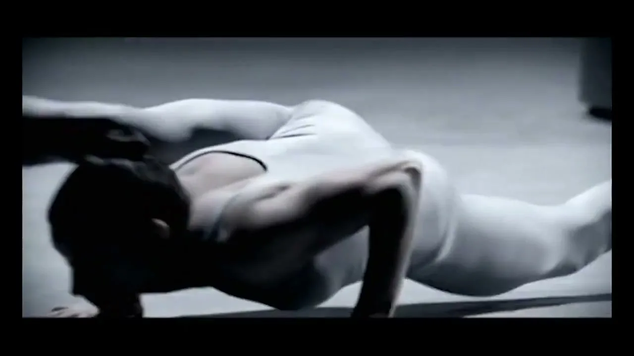 Audi “Gymnast” (2008), frame 6