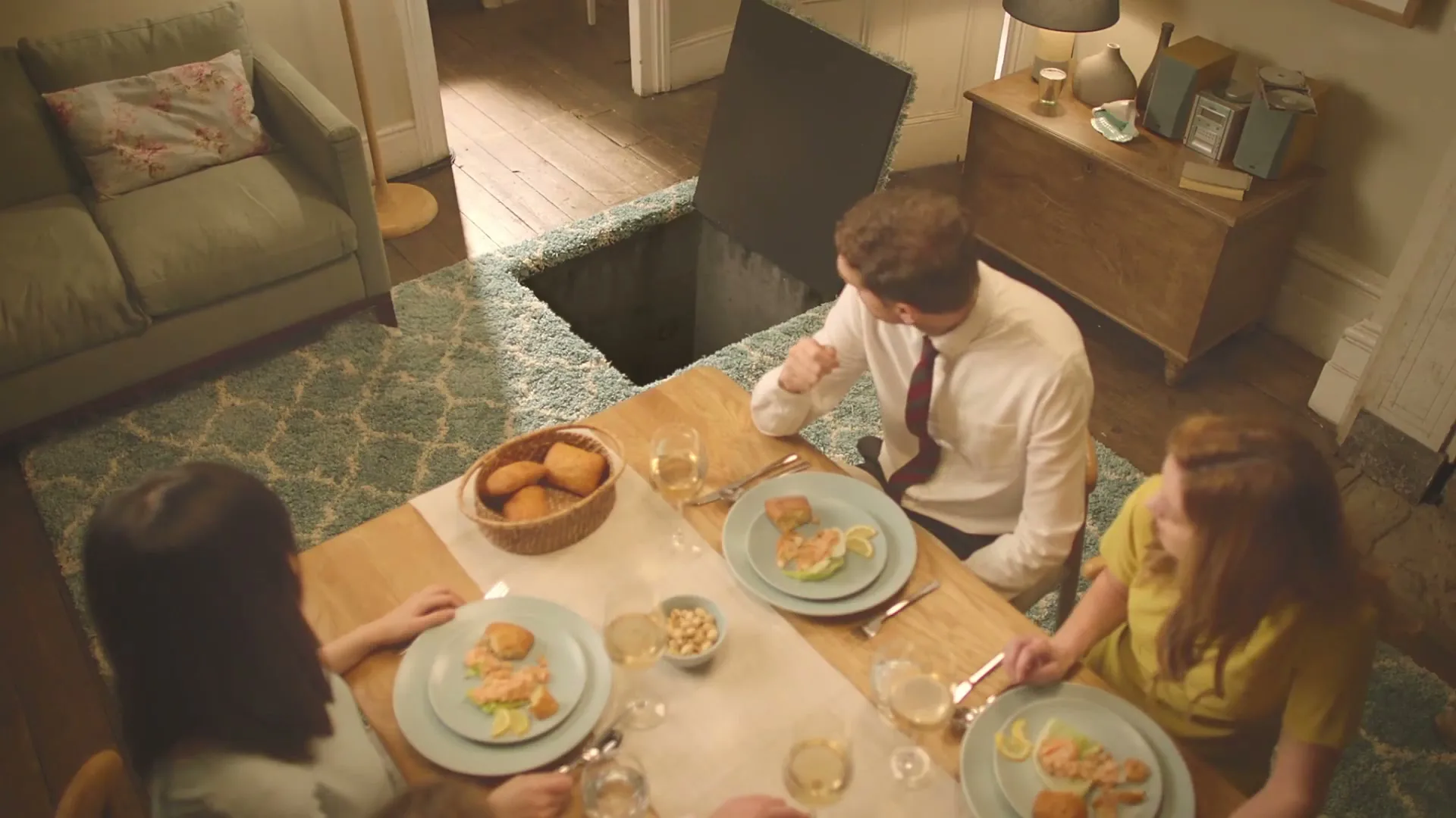 The Mirror "Trap Door The Mirror New" (2015) commercial still