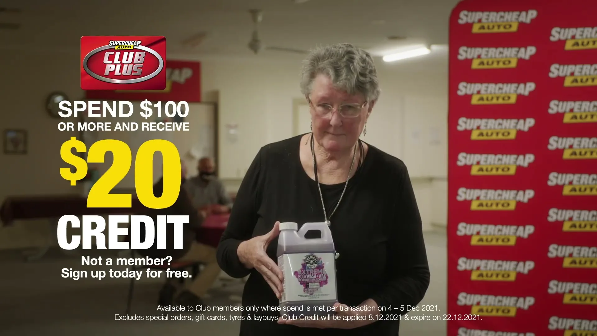 Supercheap Auto "TVC 15" (2022) commercial still