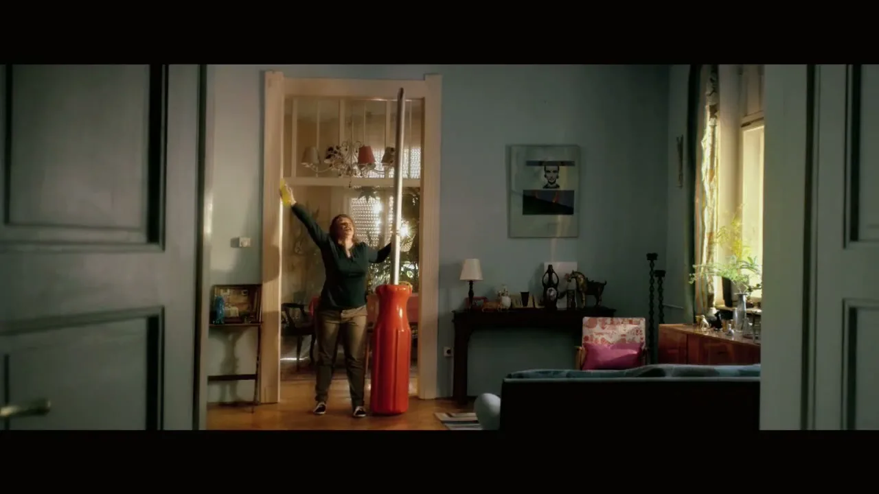 Danone Waters "Volvic - Screwdriver" (2019) commercial still