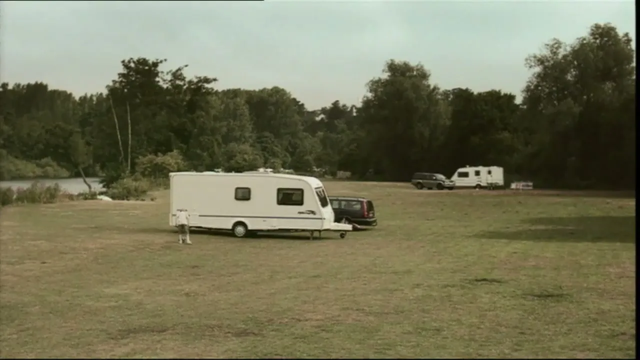 NSPCC “Caravan” (2007), frame 3