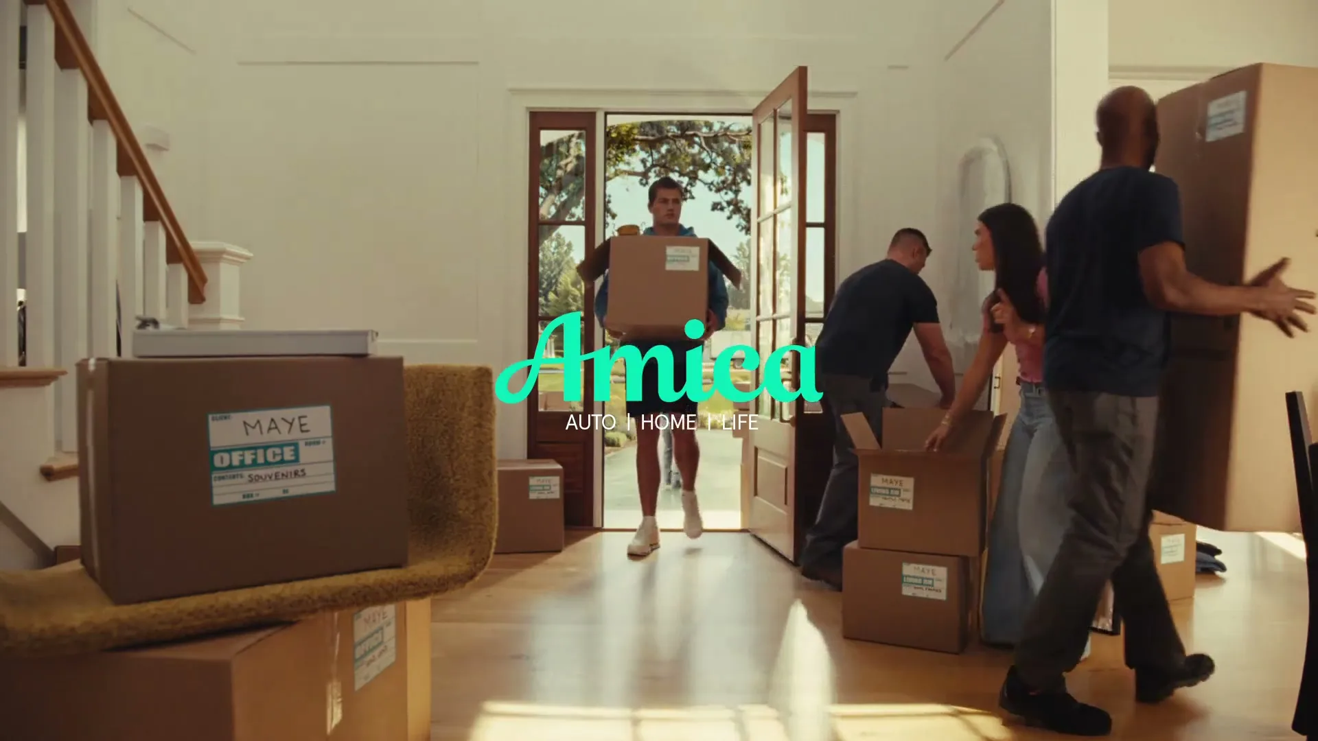 Amica “The Mayes” (2026), frame 2