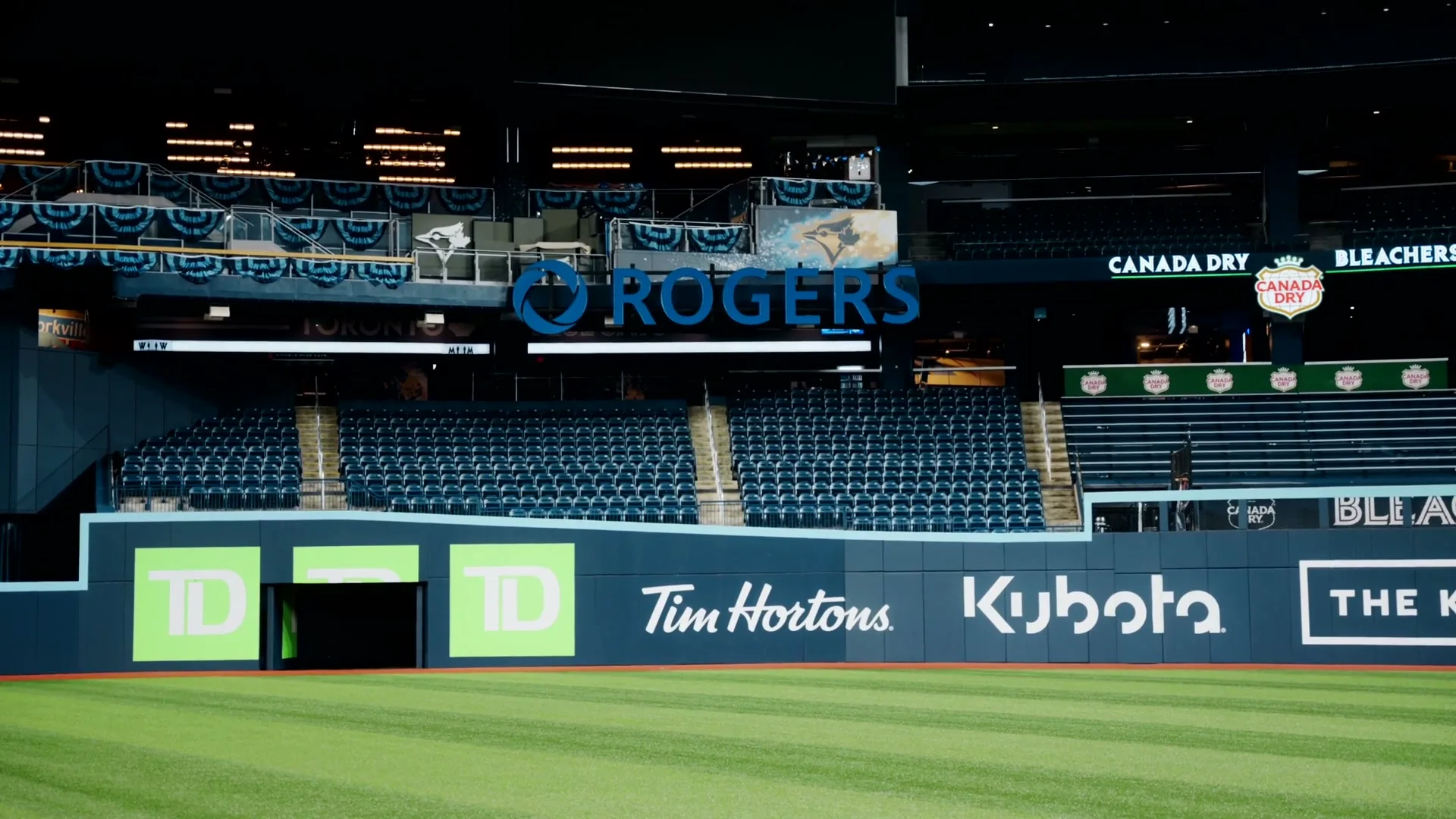 Rogers “BROLL Sign Timelapse” (2025)