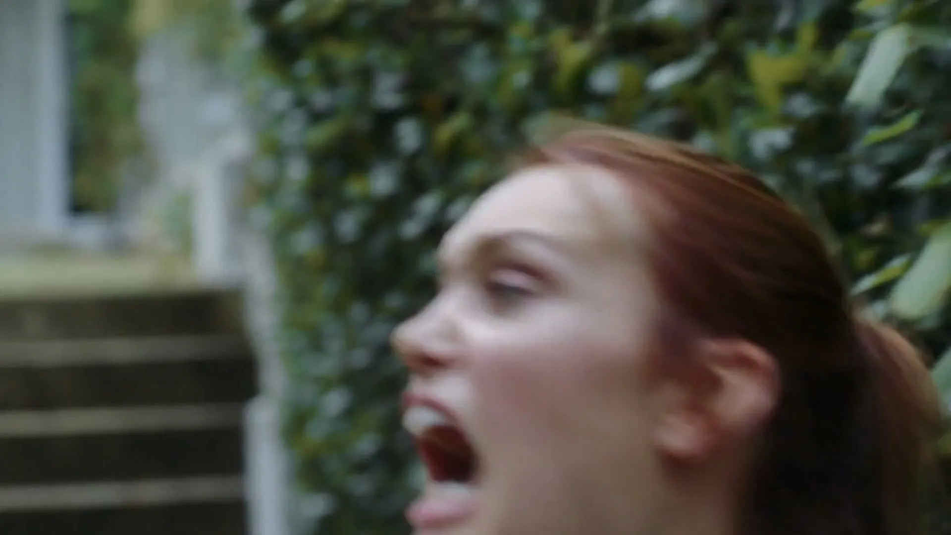 Romlösa “Release The Bubbles” (2024), frame 6
