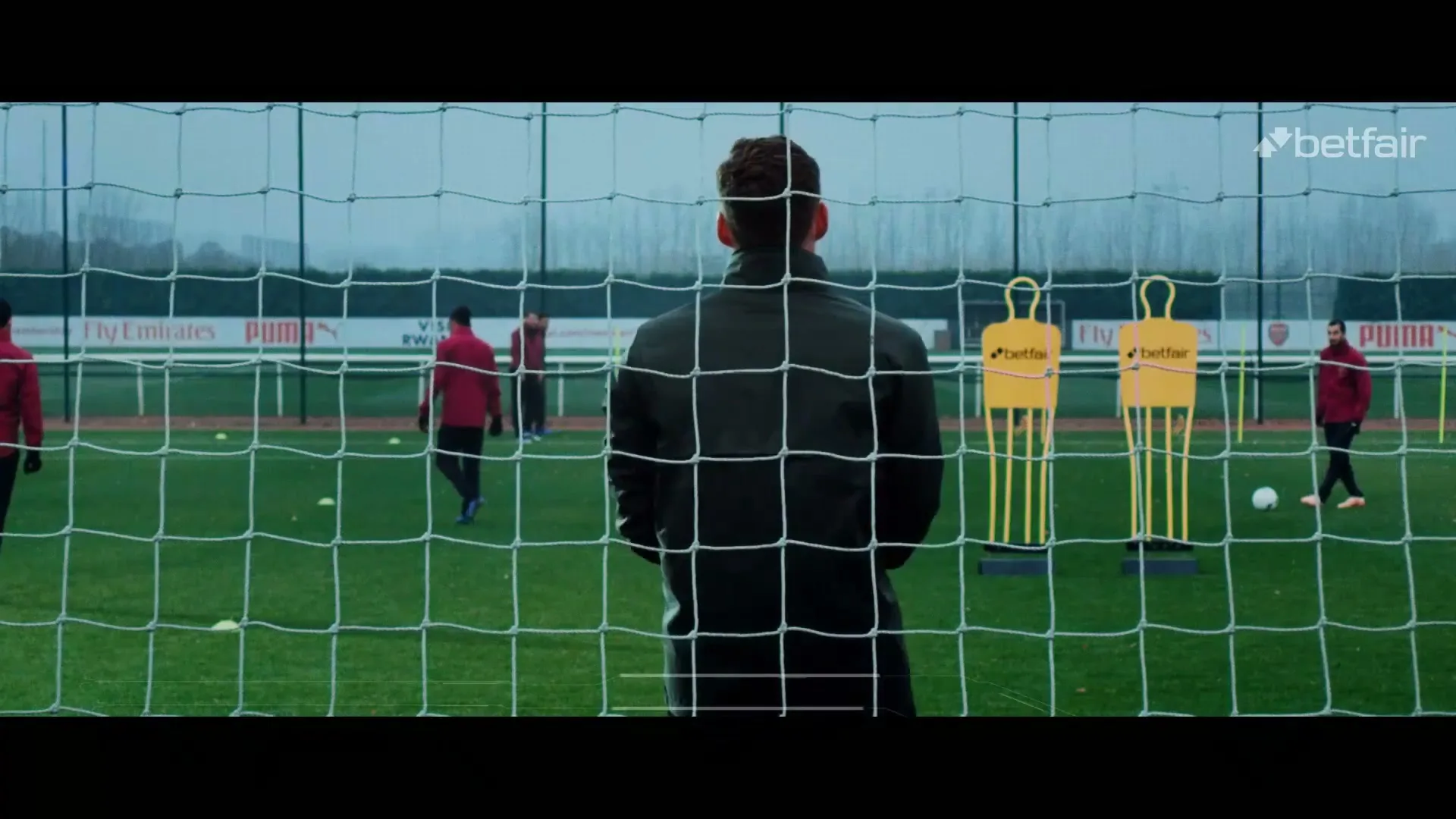 Betfair “Play Smart” (2019), frame 2