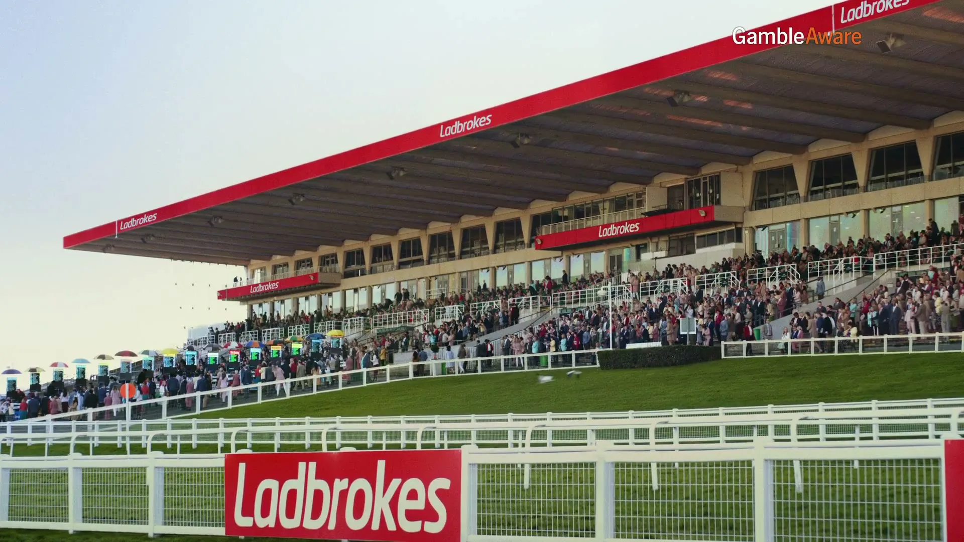 Ladbrokes “A Racing Certainty” (2025), frame 2