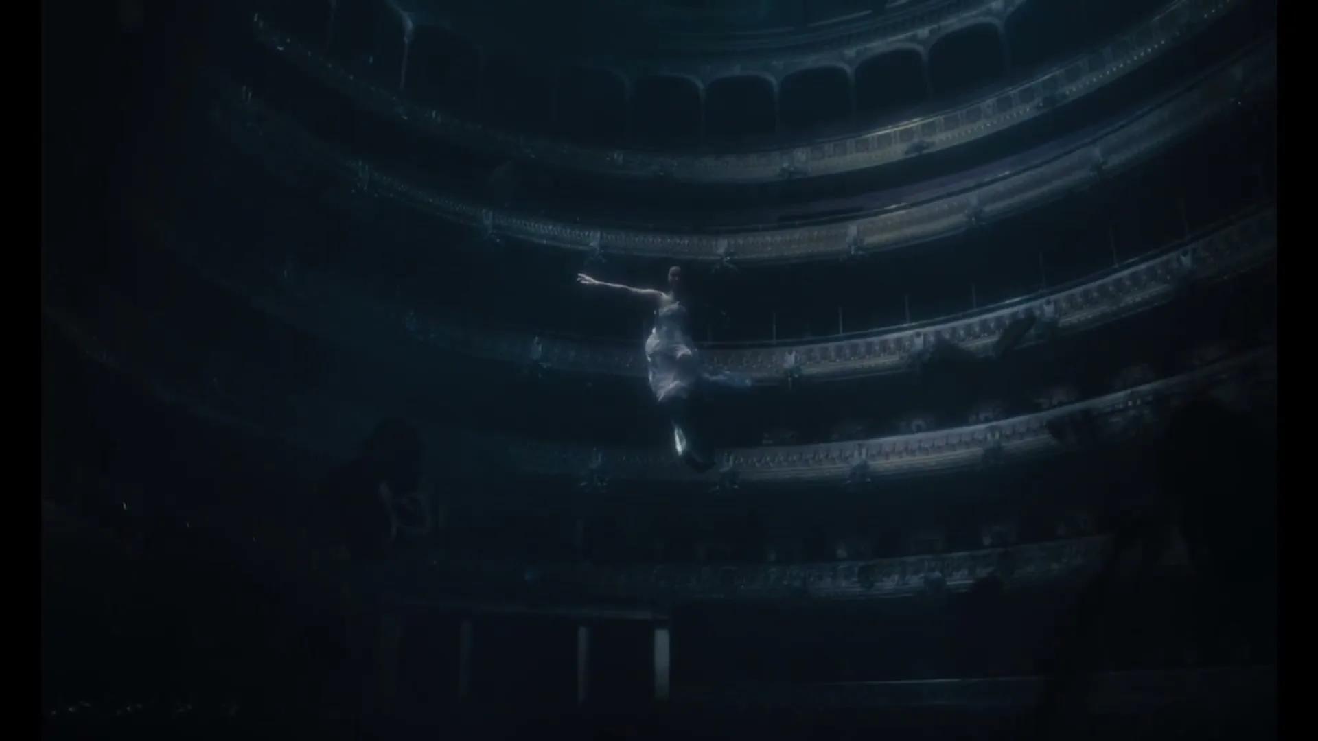 Hera “While You Live”, directed by Mariano Nante