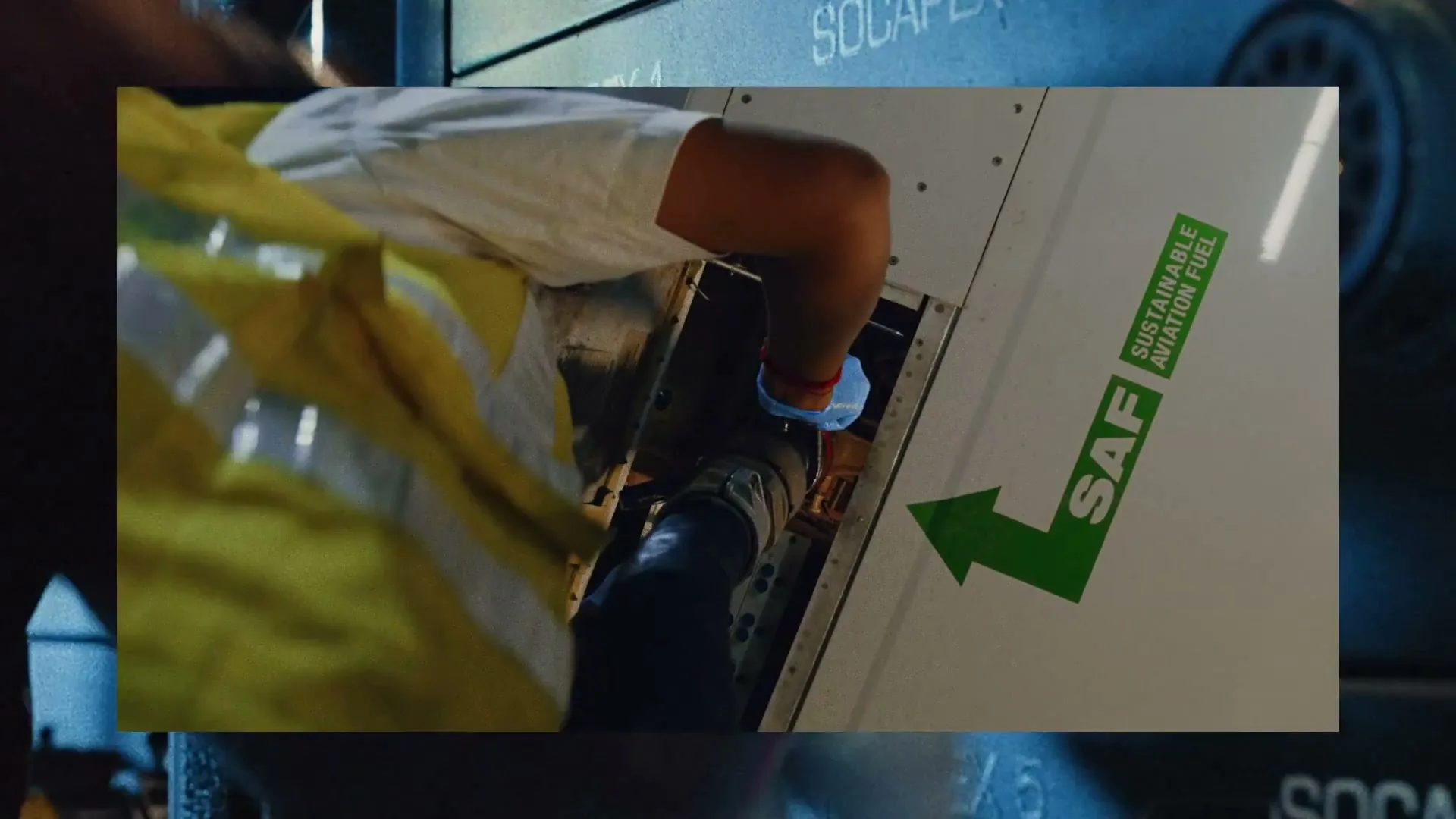 DHL “x Coldplay - Working Together in Harmony” (2024), frame 4