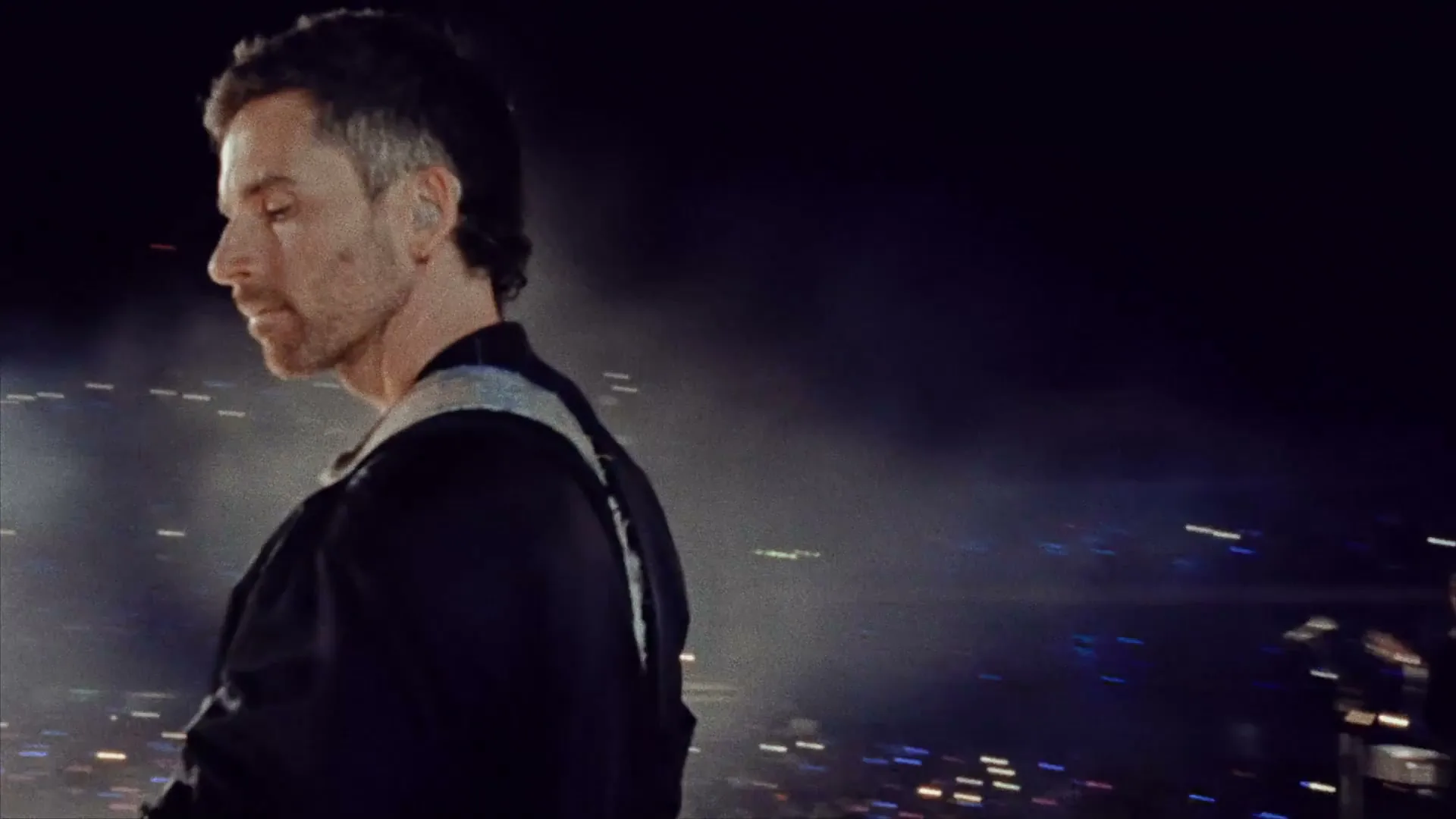 DHL “x Coldplay - Working Together in Harmony” (2024), frame 6
