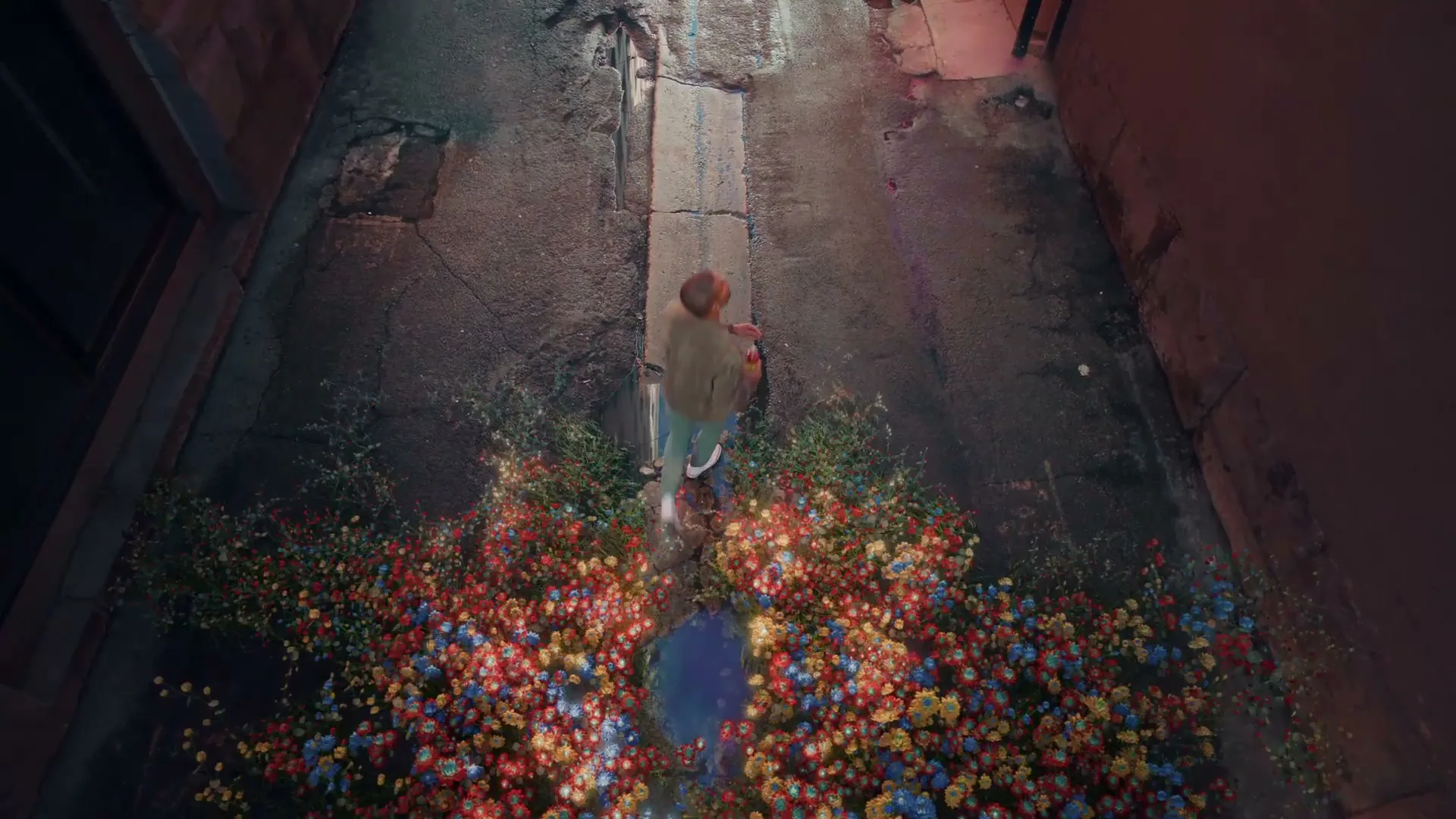 Synergy “GT's Living Foods - "Begin Within” (2023), frame 5