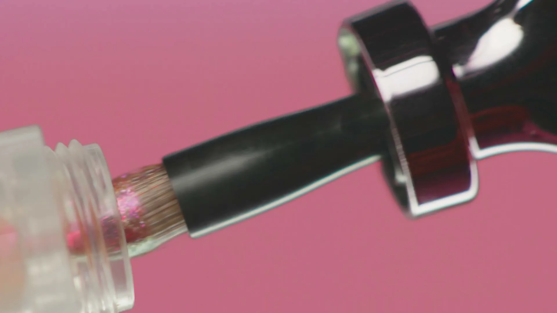 Urban Decay “Glaze-on Eyeshadow ASMR” (2025), frame 3