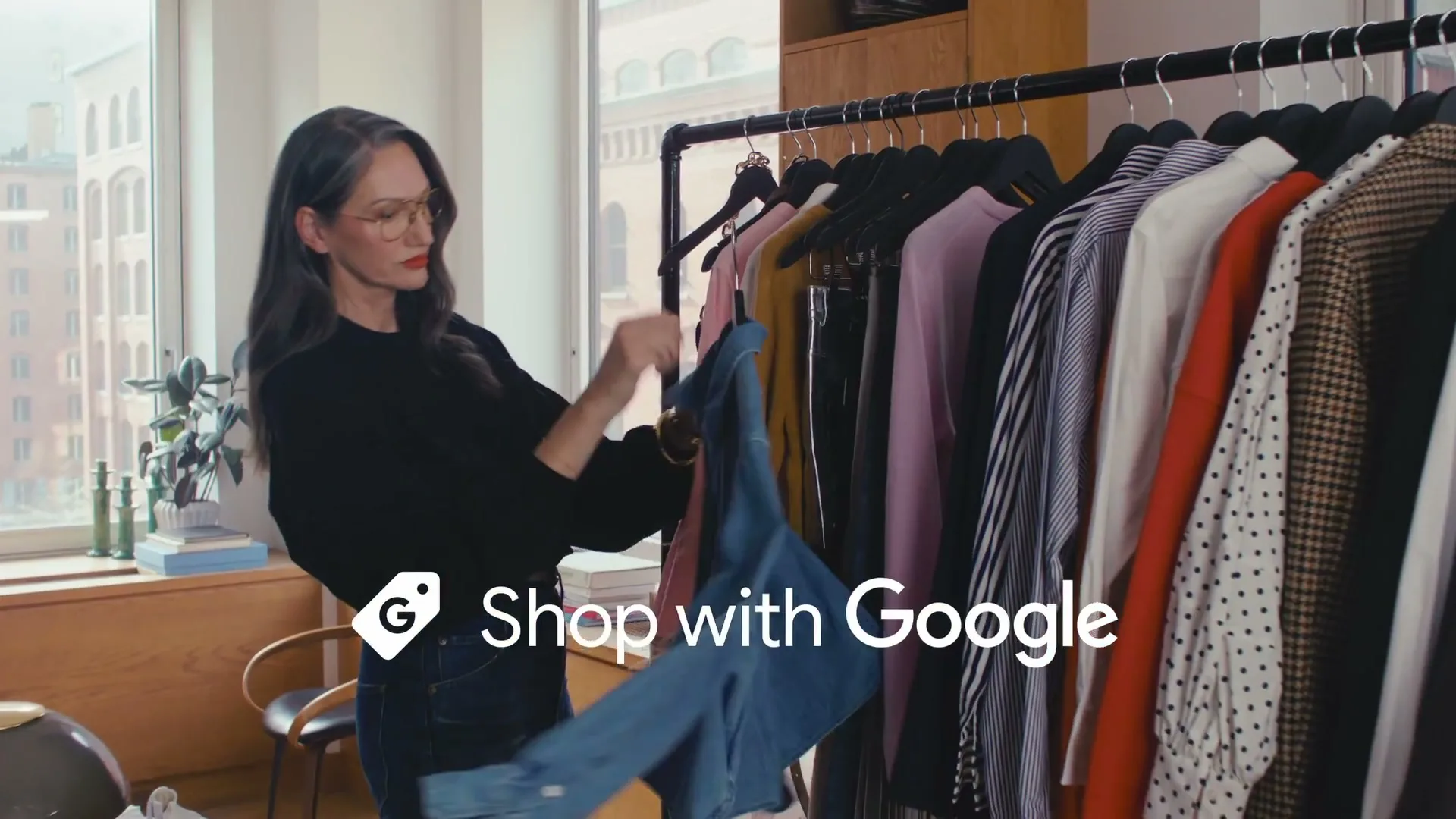 Google Shopping "Try Guide" (2024) commercial still