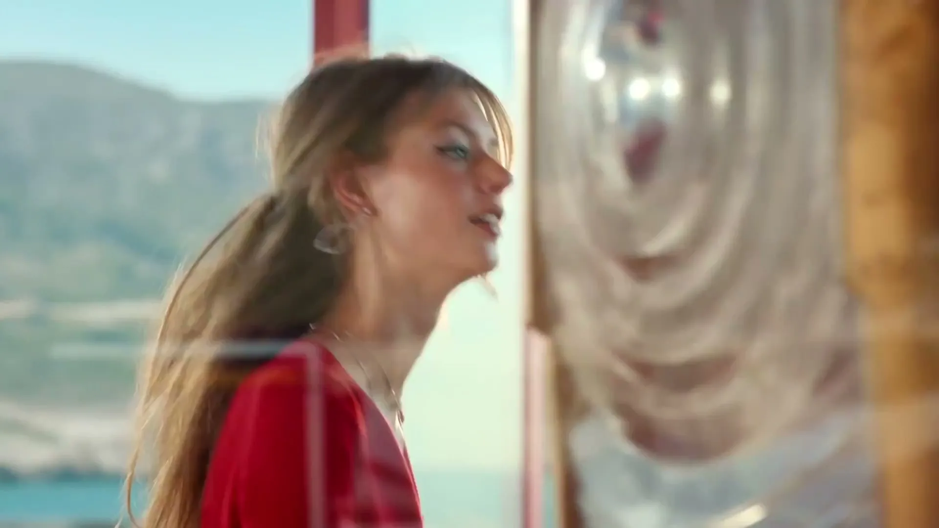 Swarovski “Valentine's Day 2020” (2020), frame 5