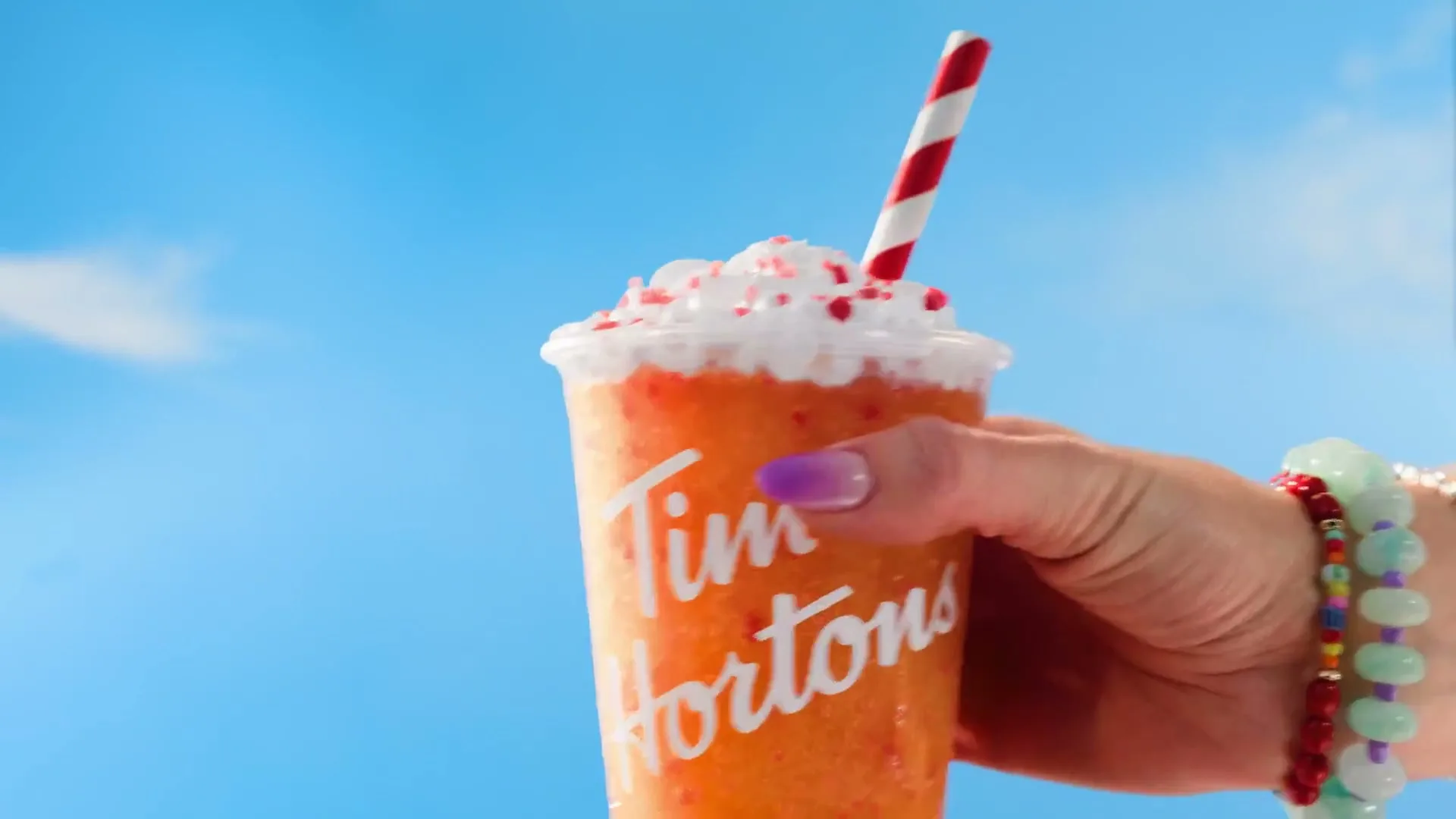 Tim Hortons “Poppin’ Frozen Quenchers” (2026), frame 6