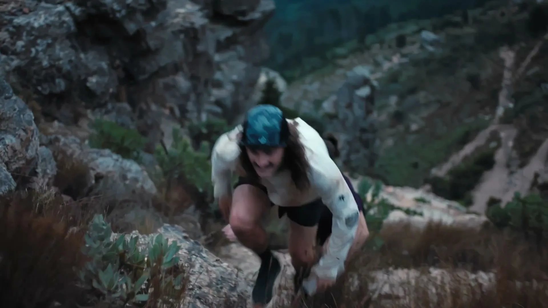 Asics “AW26 Winter Trail” (2026), frame 3