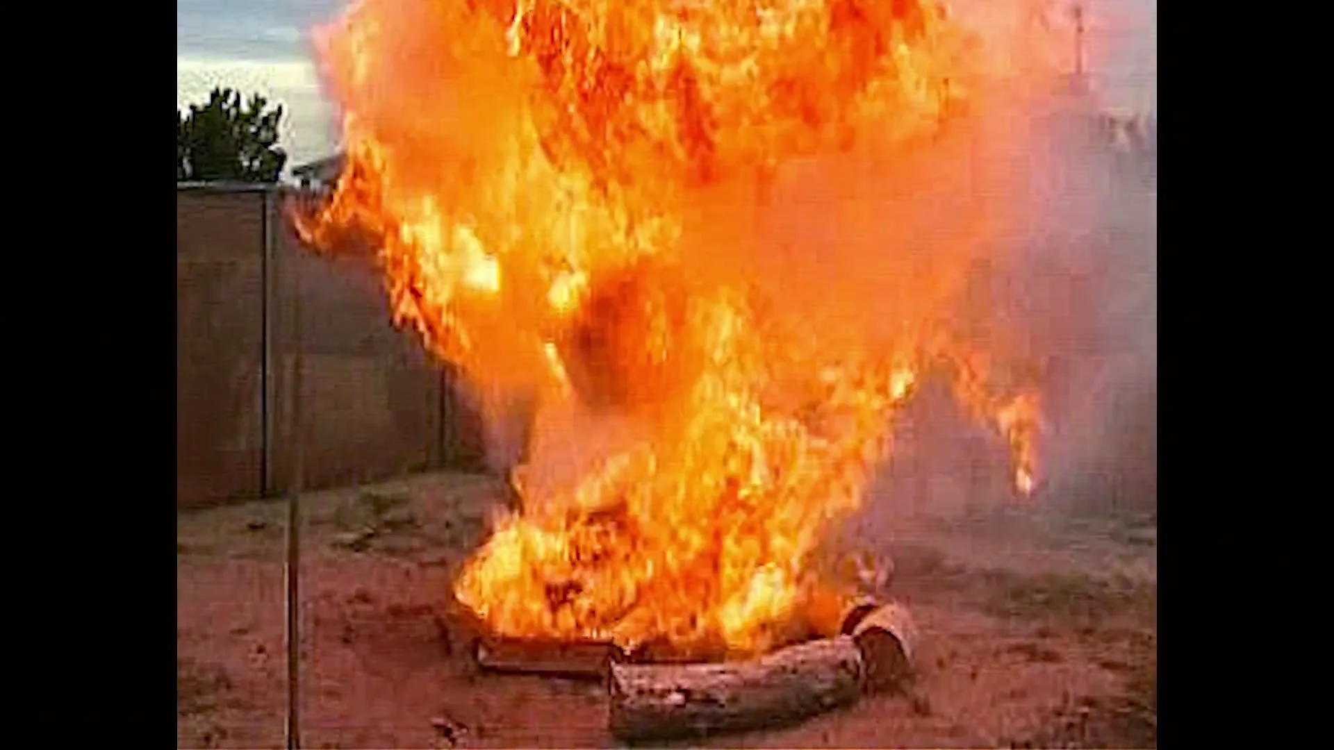 Tito's Handmade Vodka “Tito's Vodka - Turkey Fryer” (2026)