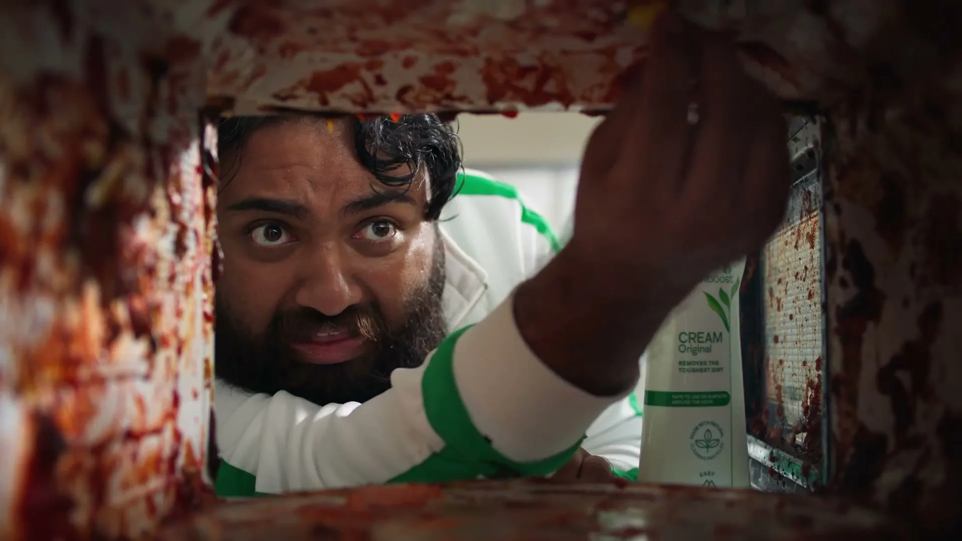 Jif “Mess Master - Microwave Microsponge Challenge” (2025), frame 6