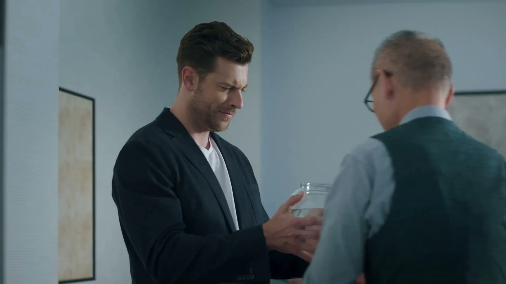 Samsonite “Campaign Film” (2024), frame 2