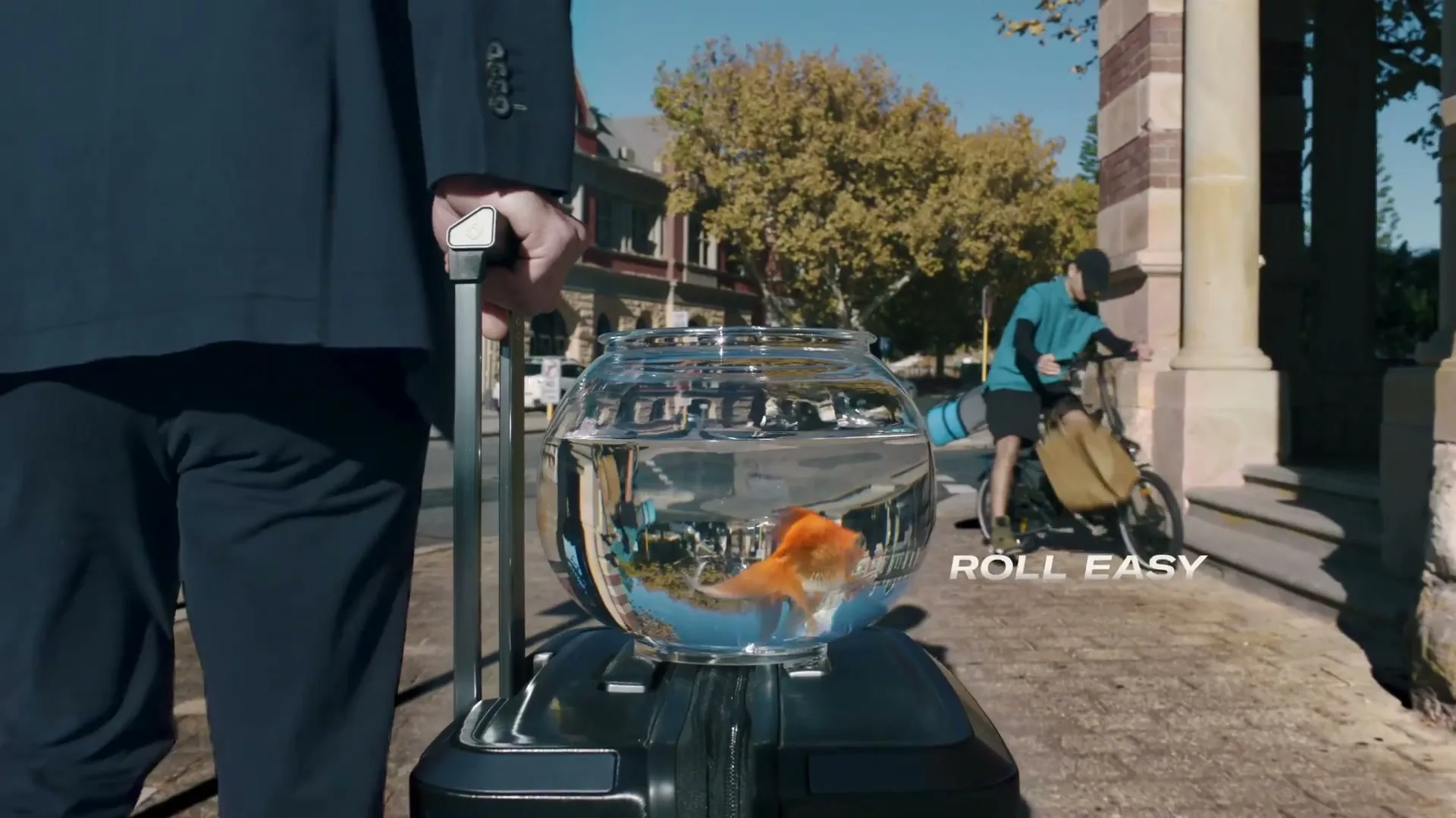 Samsonite “Campaign Film” (2024), frame 5