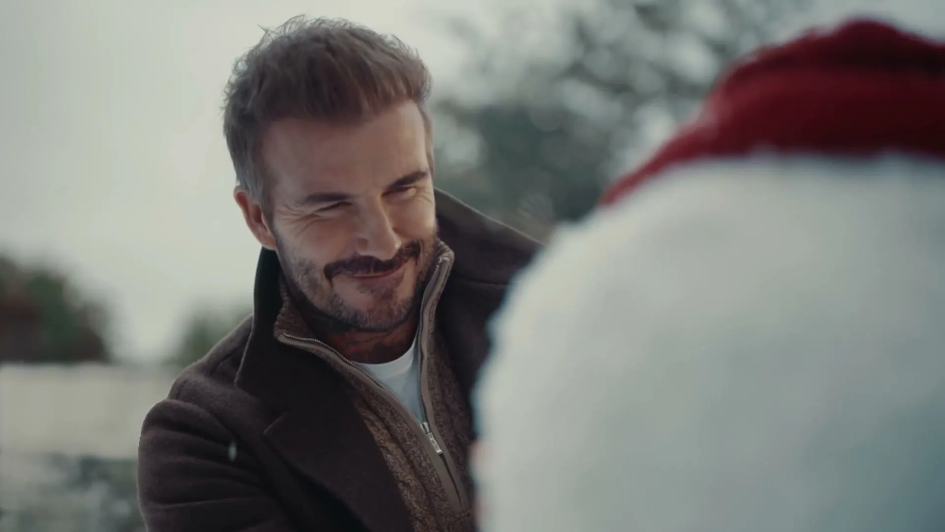 Nespresso “Unforgettable Christmas Moments” (2024), frame 5