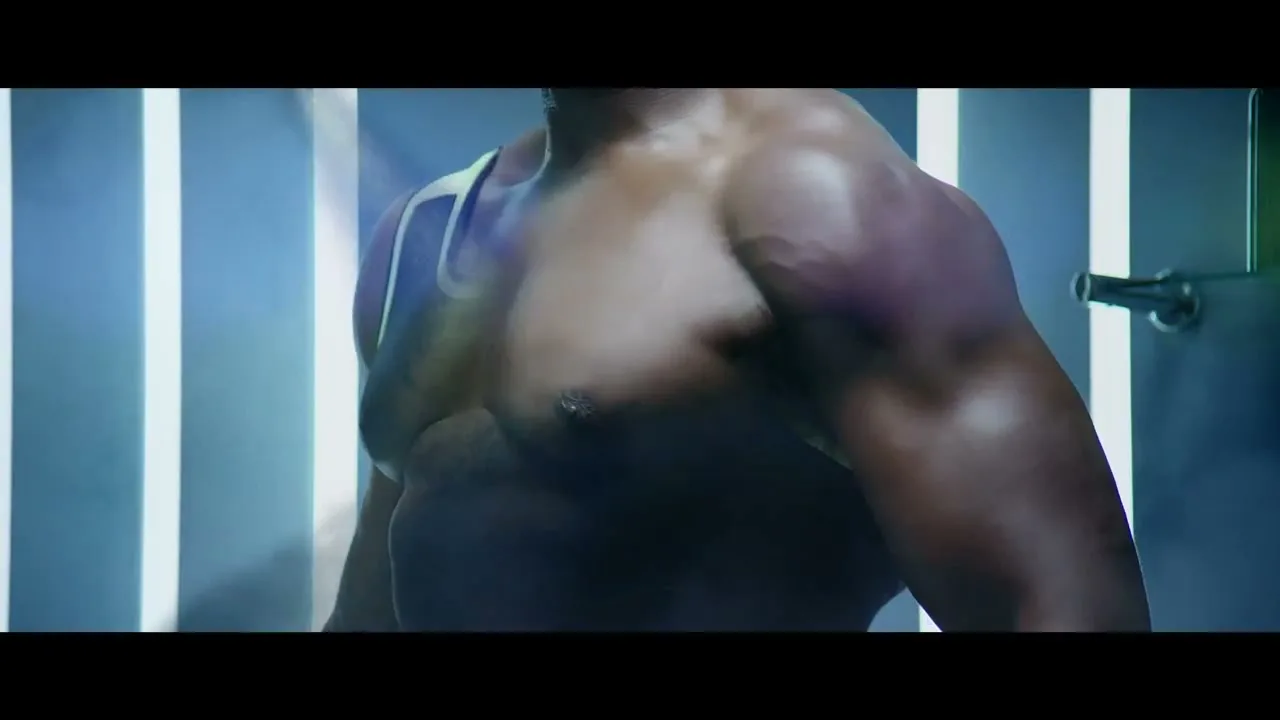 Go Compare "Gocompare.com ‘Go Go Power" (2015) commercial still
