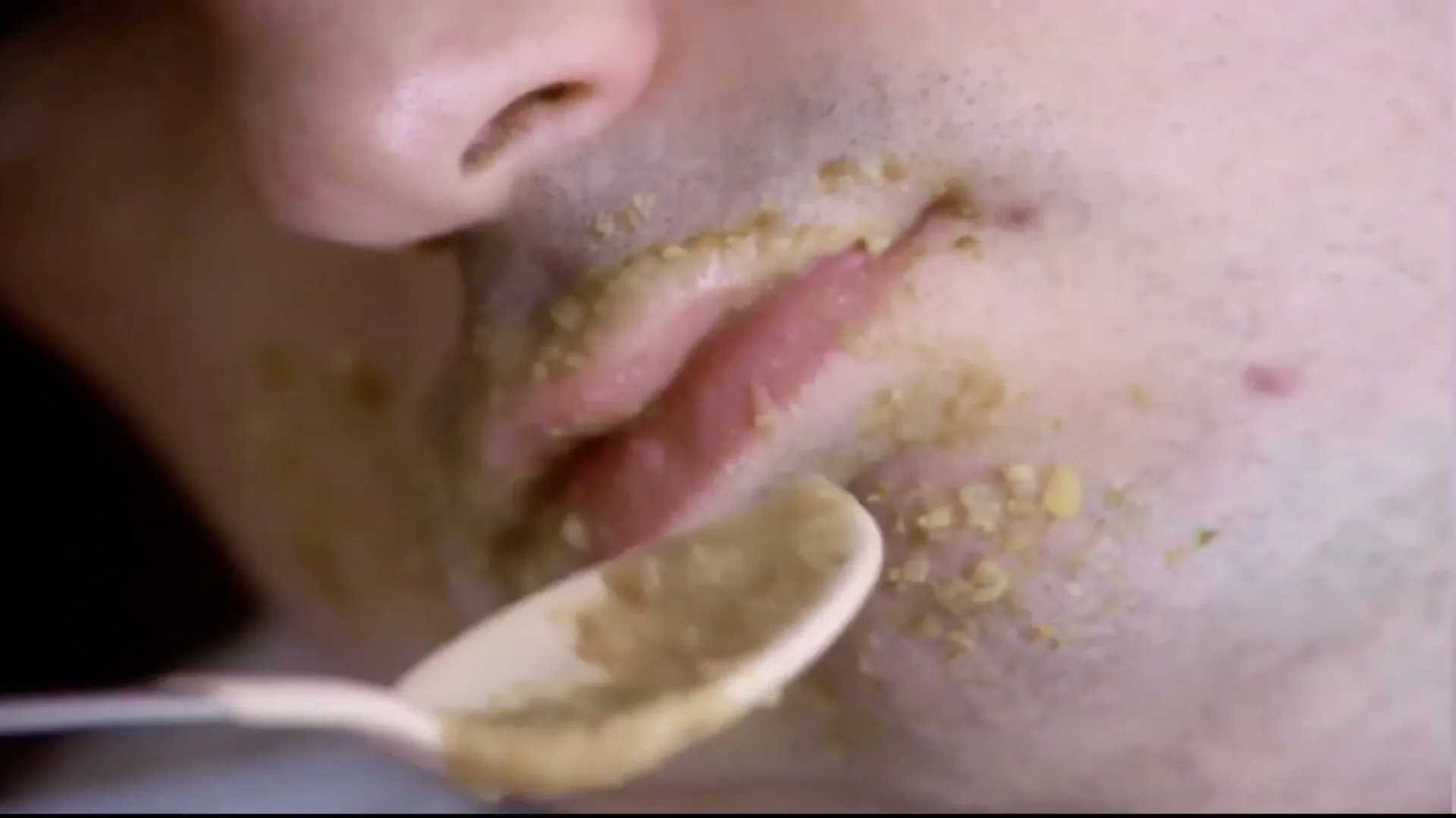 COI “Dave” (1996), frame 5