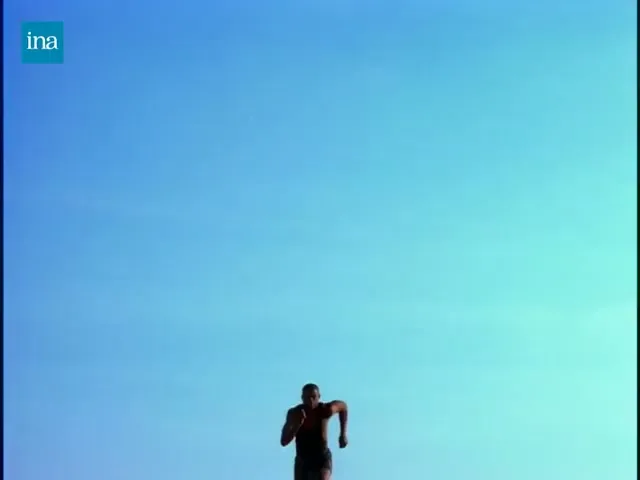 Pirelli “Carl in New York” (1996), frame 2