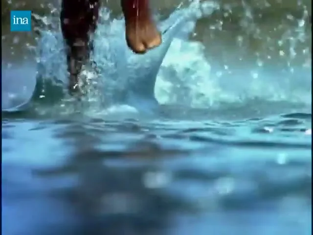 Pirelli “Carl in New York” (1996), frame 4