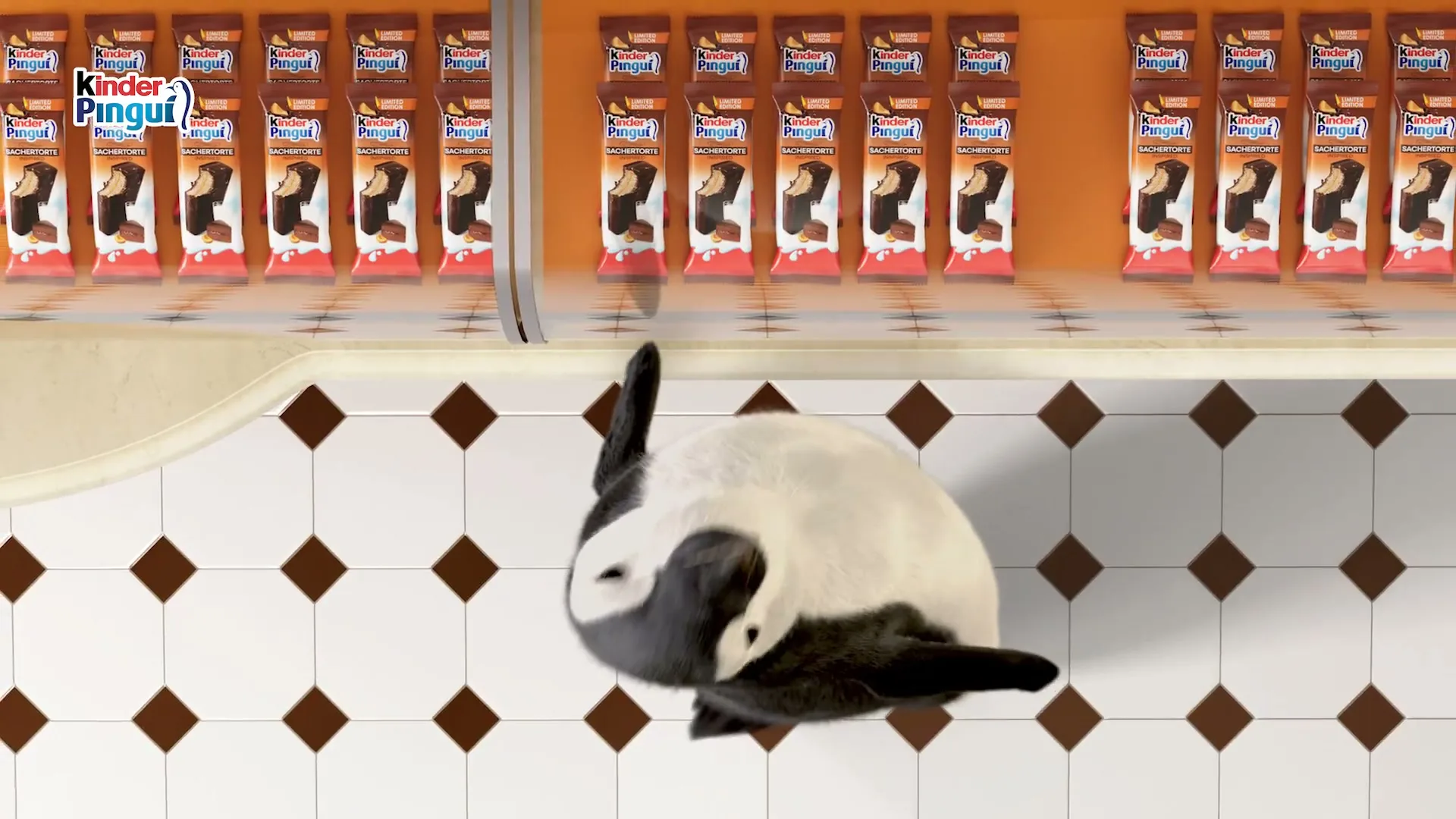 Ferrero “Kinder Pinguì Sacher” (2026), frame 2