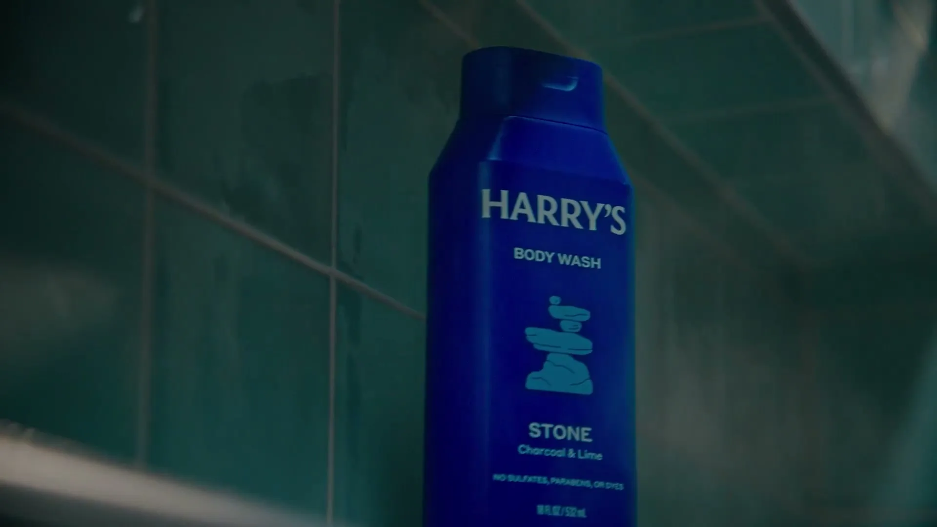 Harry's “Filthy Rich” (2026), frame 2