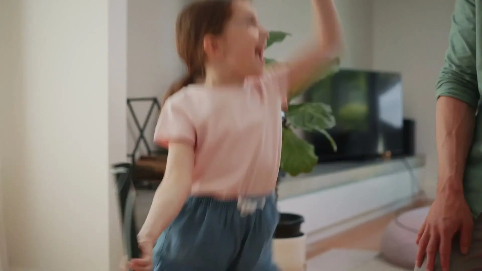 Decor "Golf" (2023) commercial still
