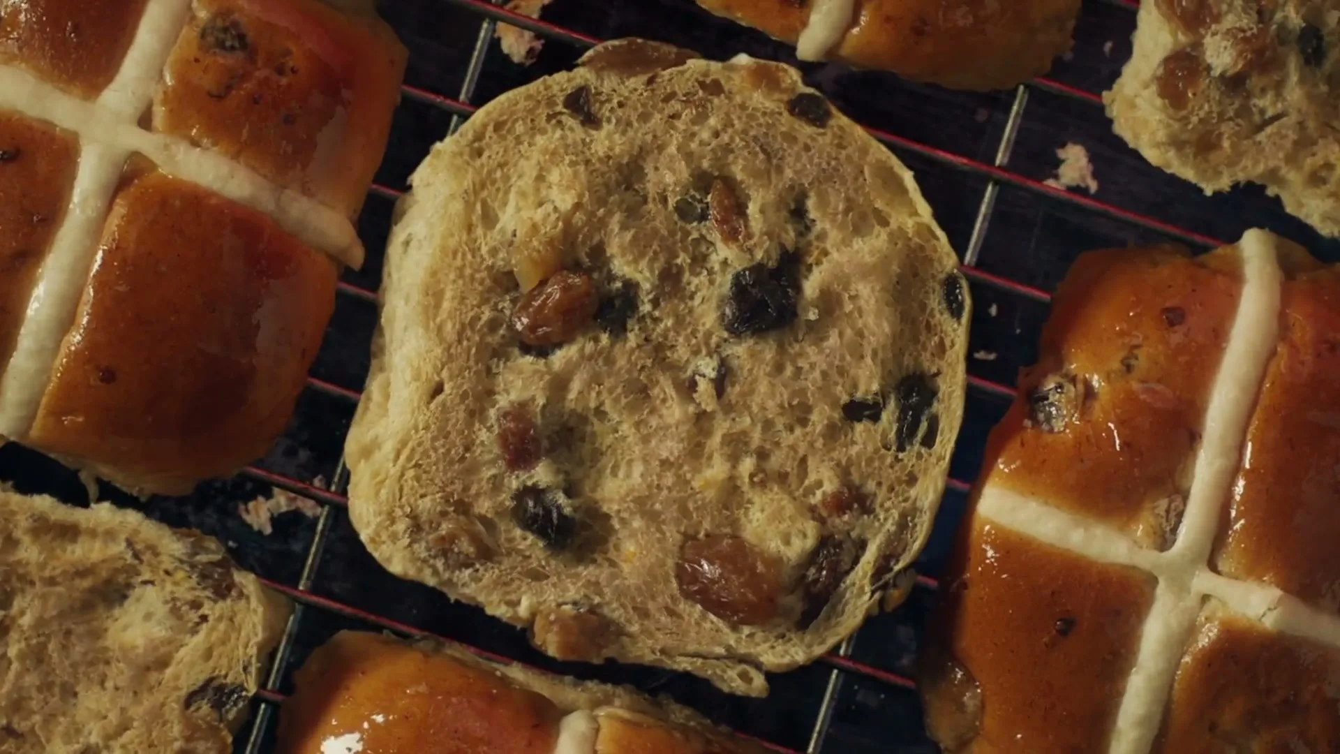 M&S “Easter” (2023), frame 3