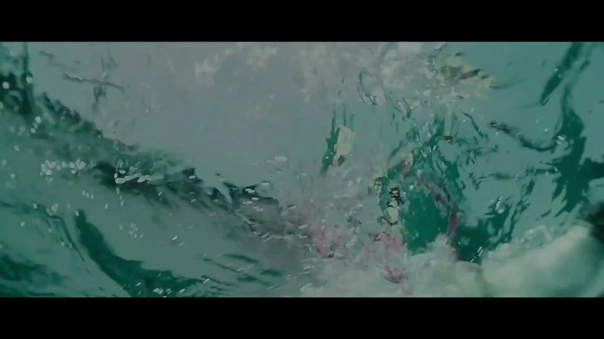 Coca Cola “Basura” (2023), frame 3