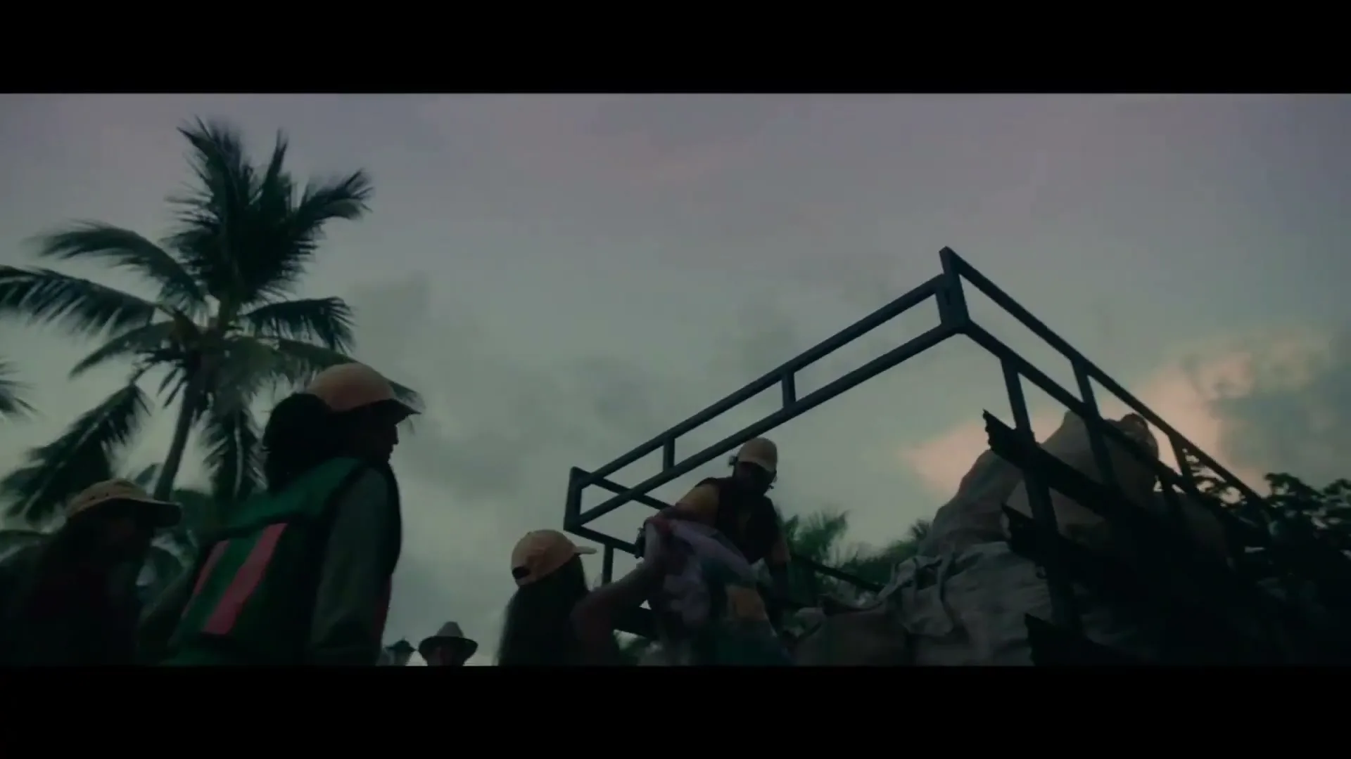 Coca Cola “Basura” (2023), frame 6
