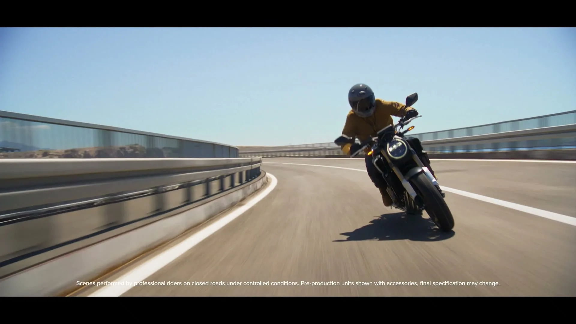 Honda "CB 650 R" (2023) commercial still