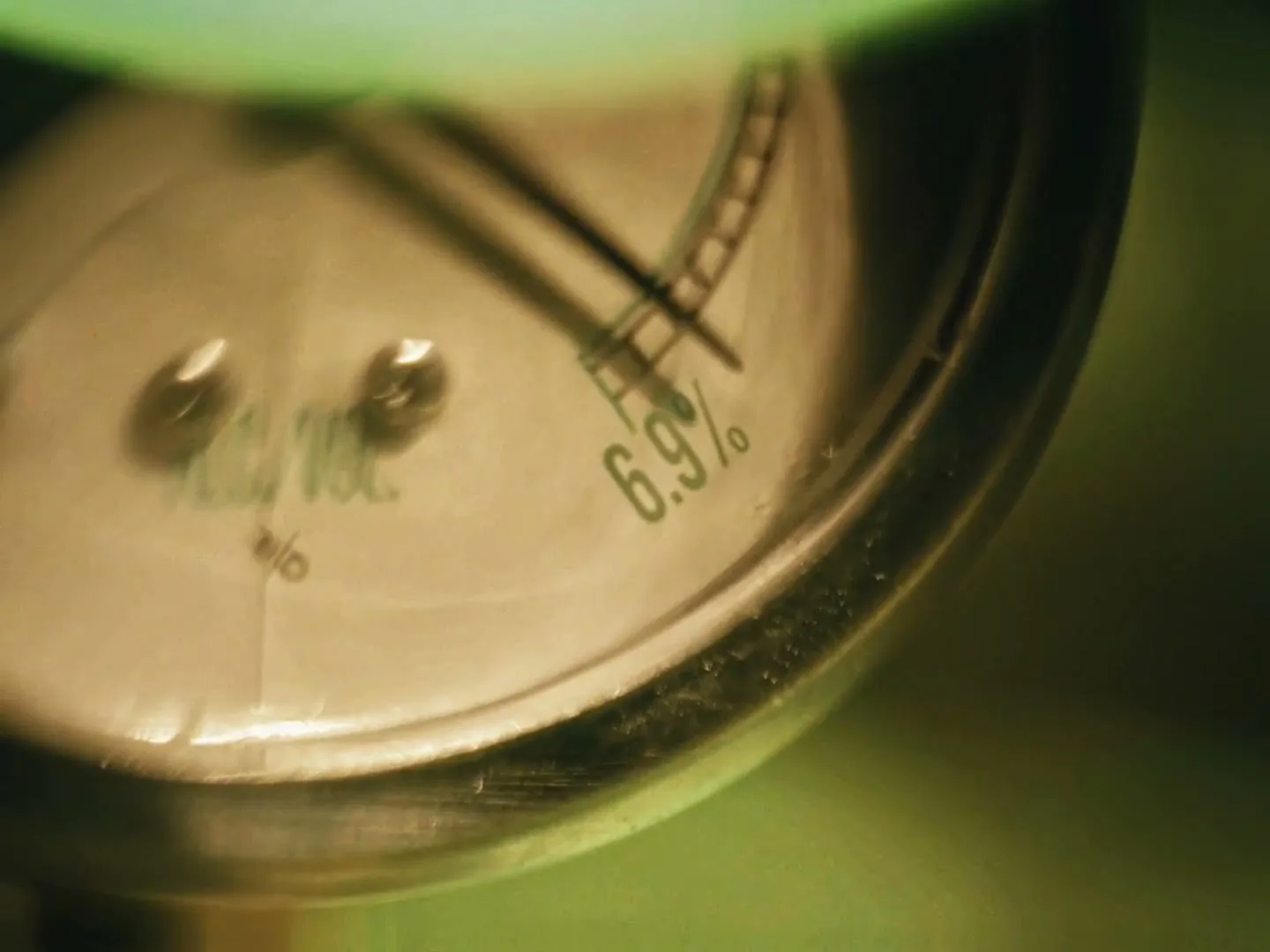 Pabst Canada “Rebel Citrus”, directed by Ronan Bryson