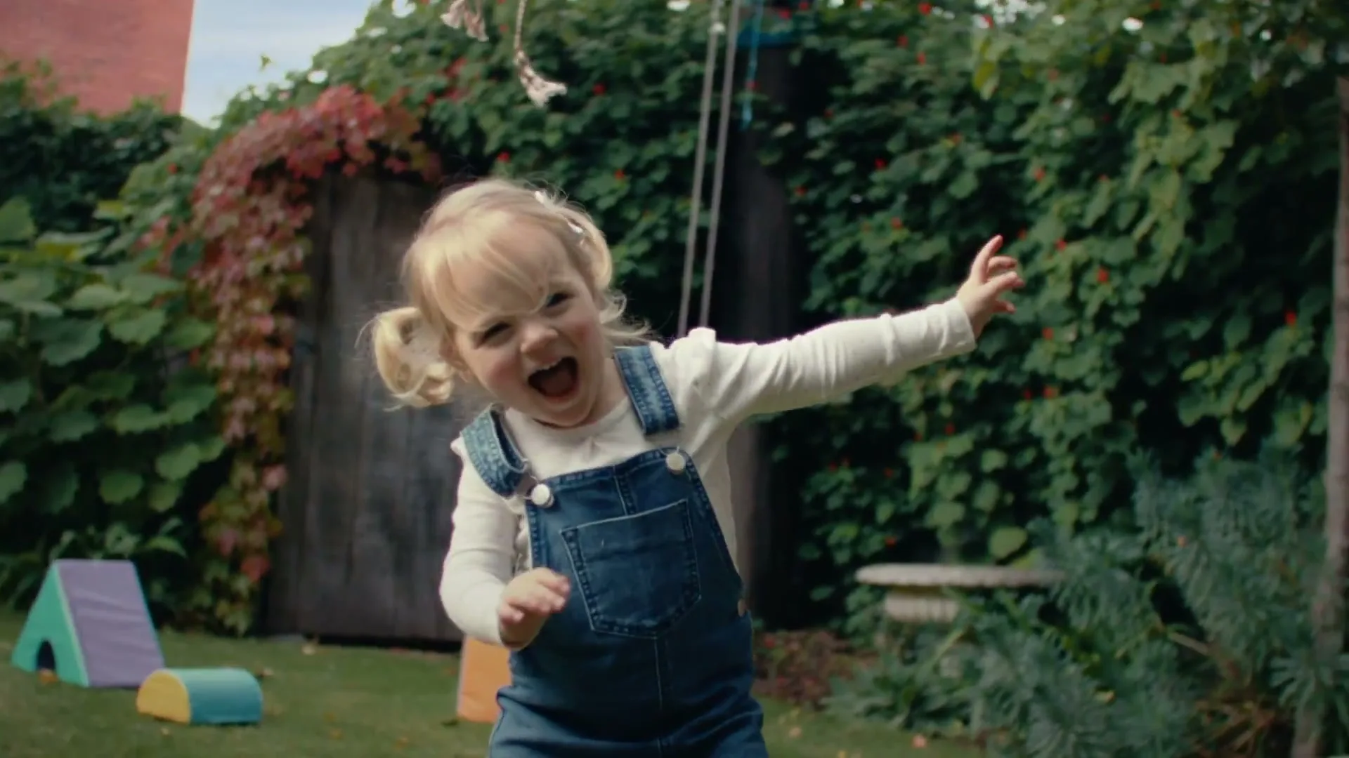 Unicharm "BabyLove Nappy Pants - The Trick is in the Fit" (2025) commercial still