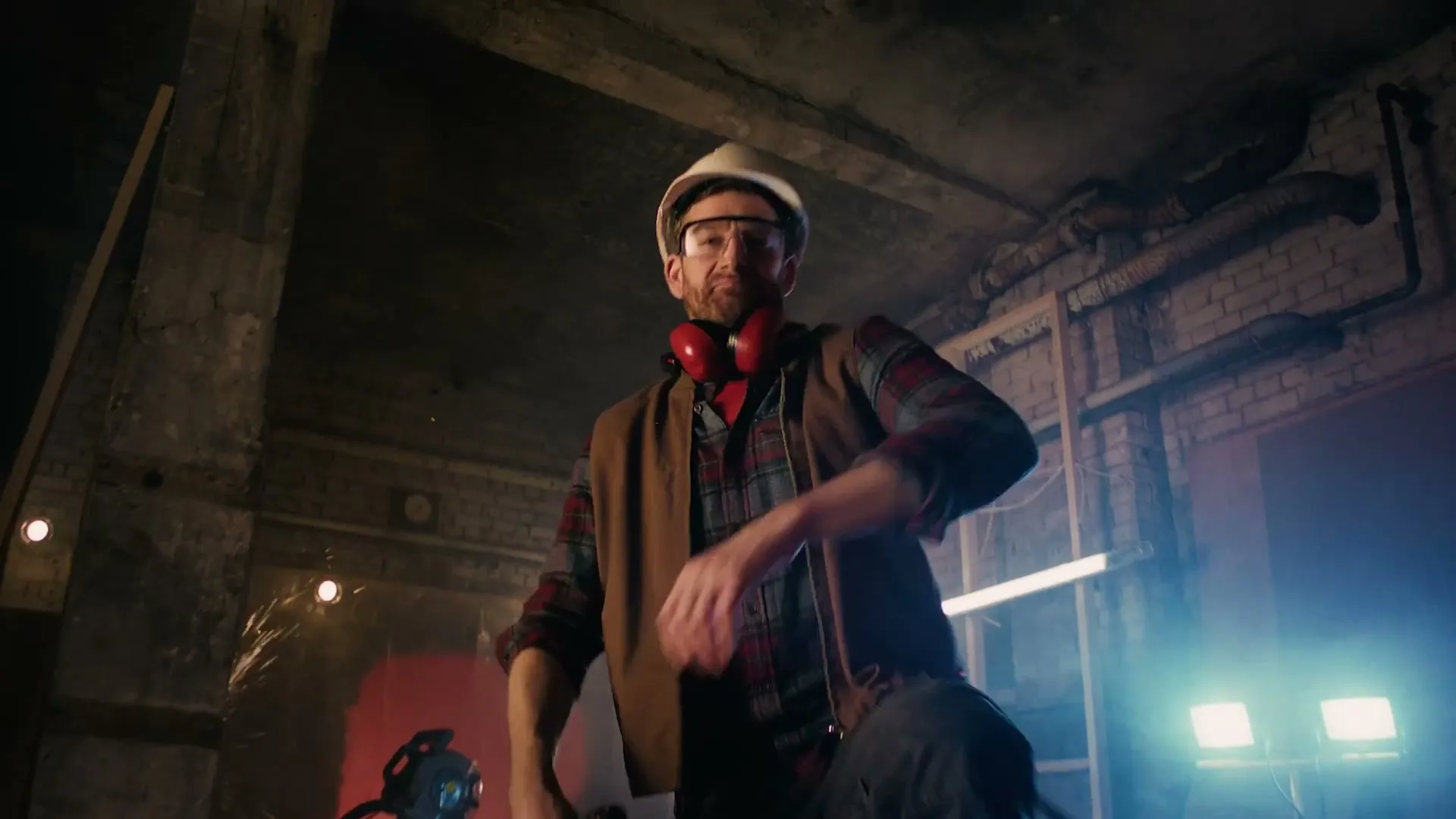 Virgin Money "Business Banking - Builder" (2025) commercial still