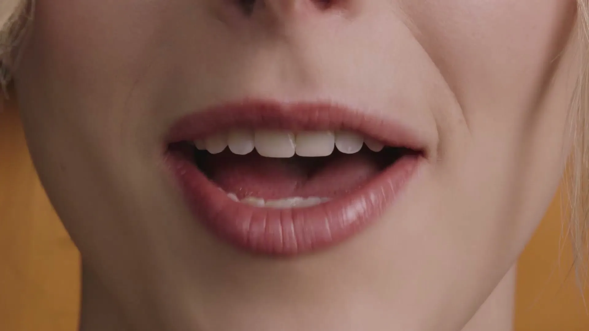quip "Ultra 'Think with your mouth'- Brush Pods" (2025) commercial still