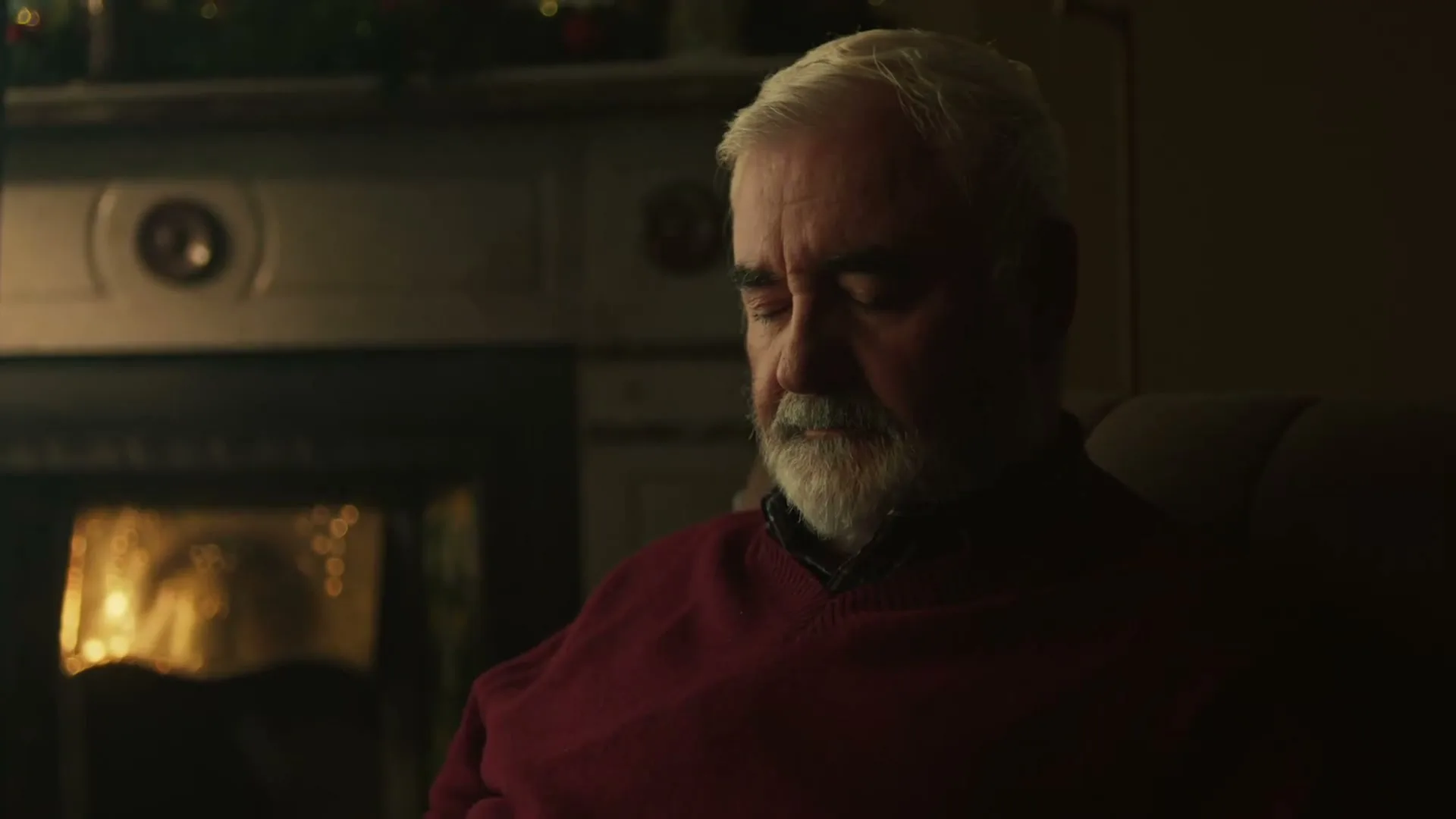 Eason “Christmas” (2025), frame 2