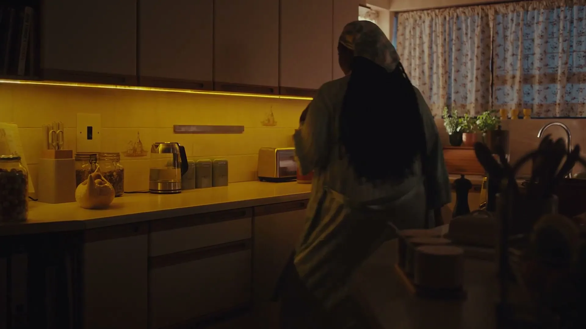 Midnight Snack “Dis-Chem” (2025), frame 2