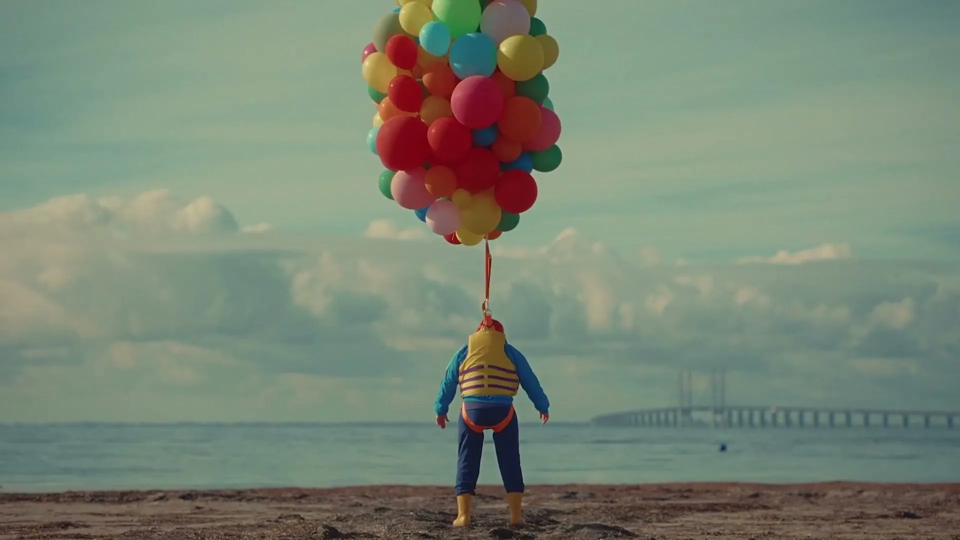 Skånetrafiken “The Balloons”, directed by Laura Hancock