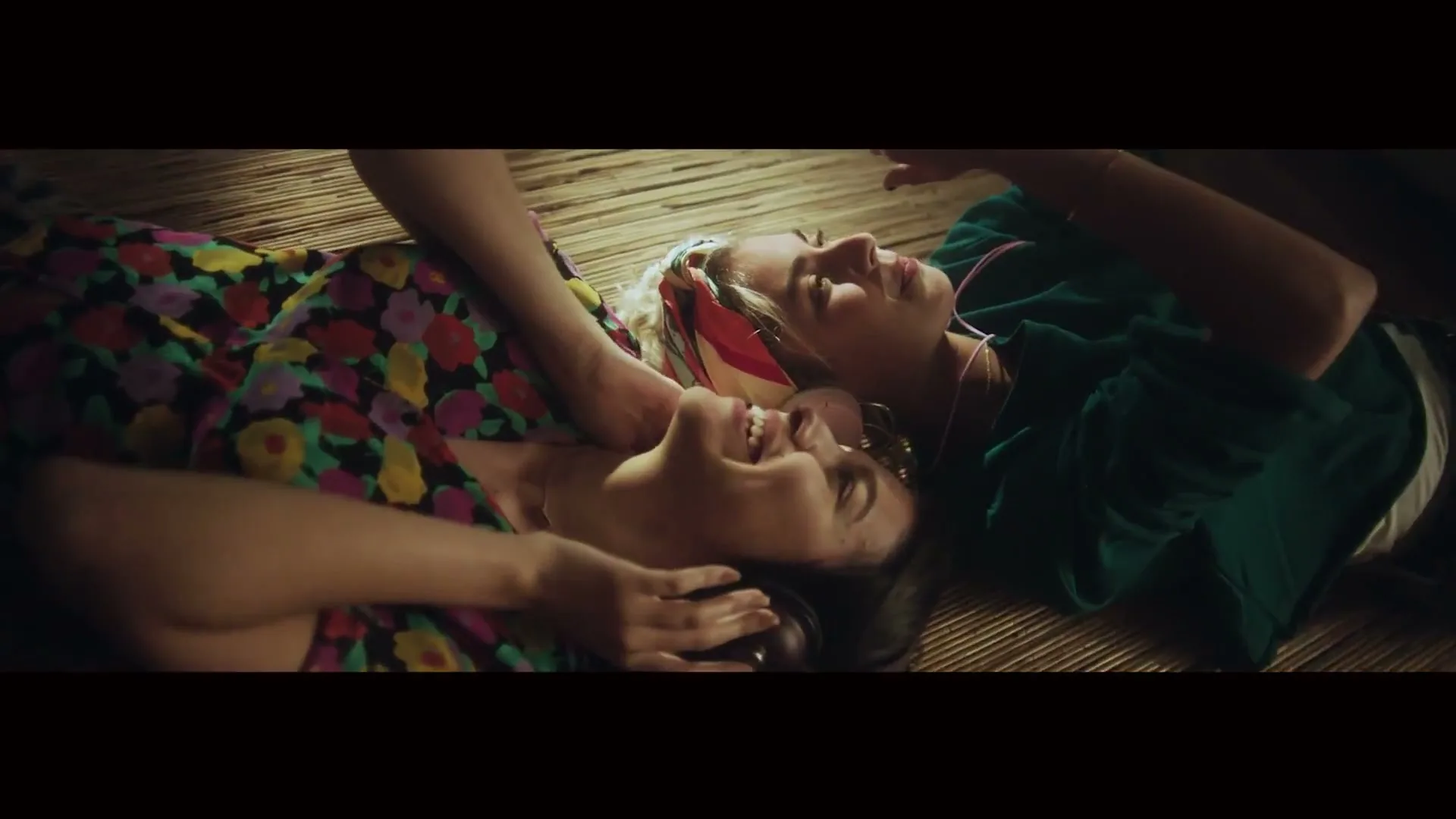 Alhambra "I Track 1925. “Parar Más. Sentir Más.” I Luis Germanó" (2019) commercial still