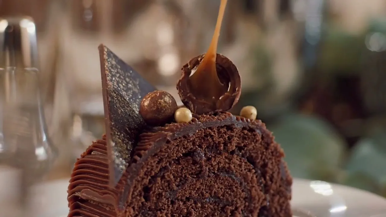 Marks & Spencer “M&S Deserts” (2020)